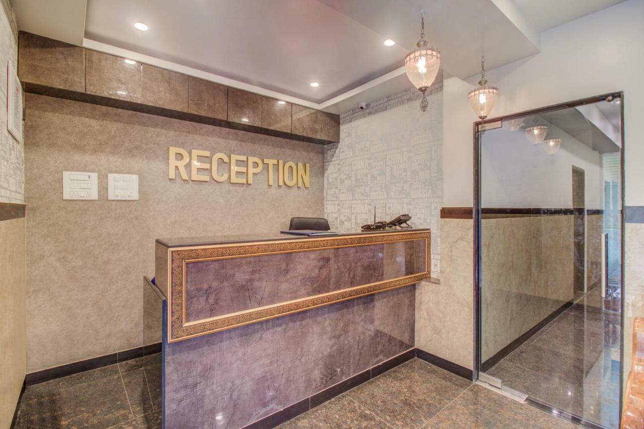 Oyo 42009 Hotel A One Suite Mumbai Exterior photo
